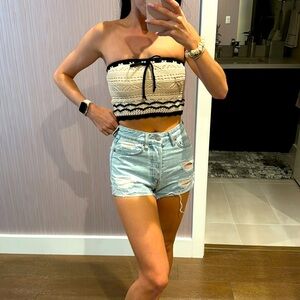 Light Jean Shorts size 0 US or 32 EUR ripped high waist